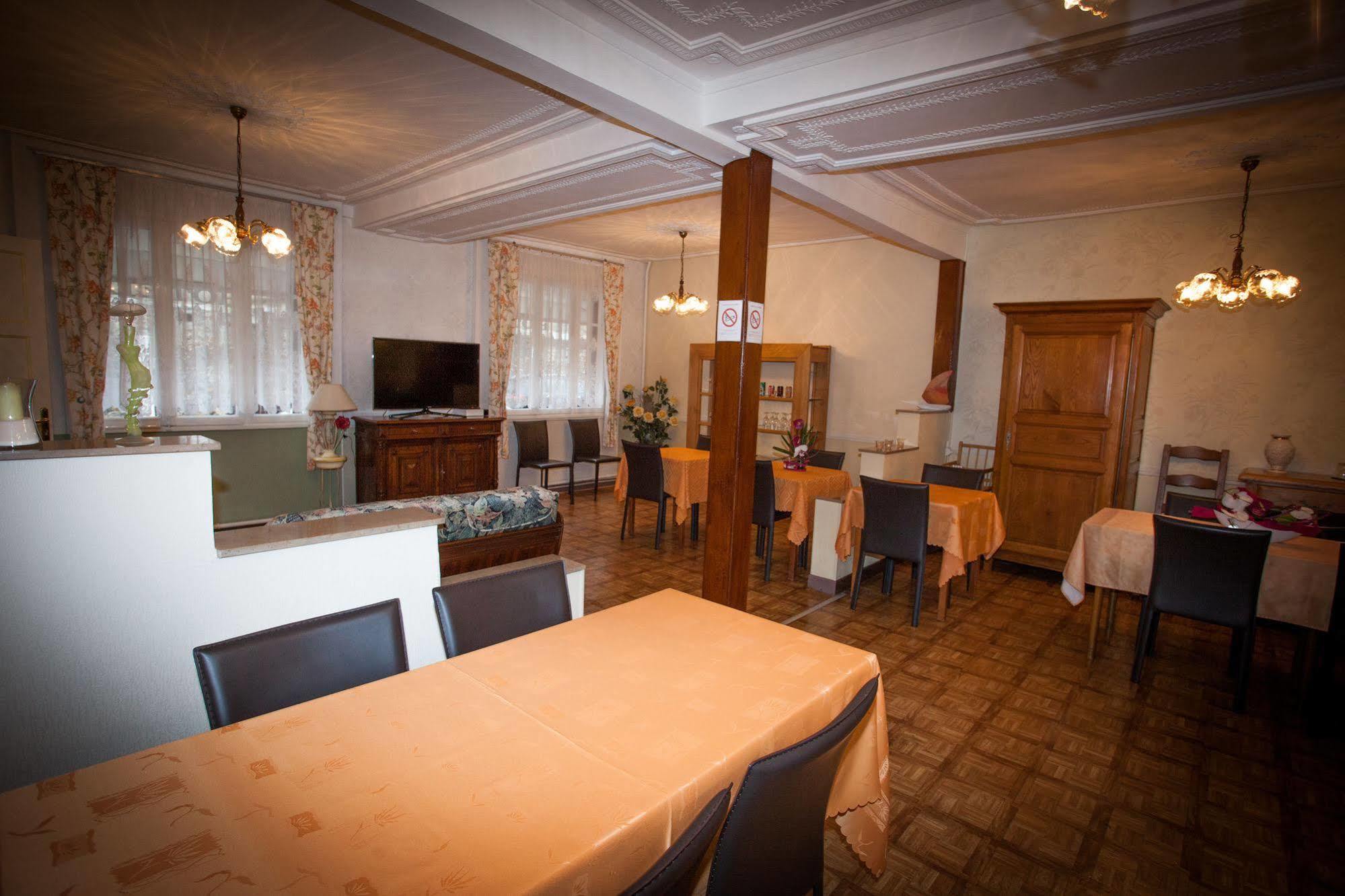 Hotel De La Cite Chalons-en-Champagne Exterior photo